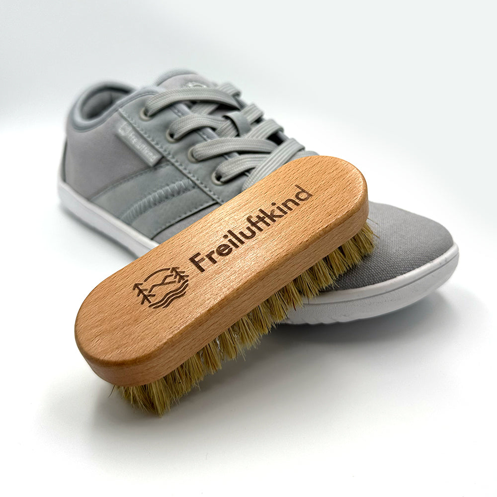 Spazzola per scarpe - legno naturale con setole naturali